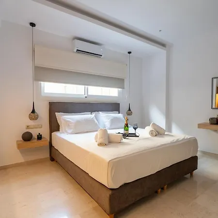 Luxury In Downtown Apartment