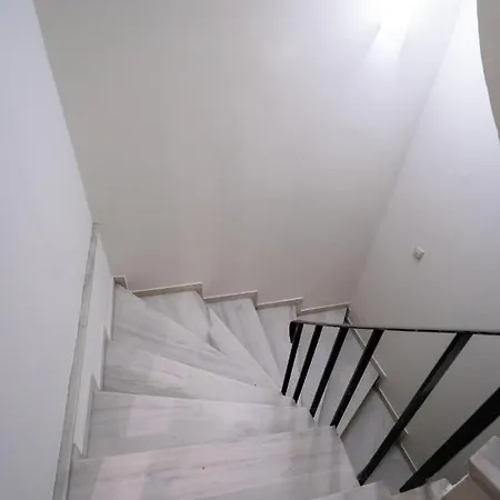 Luxury In Downtown Apartment *
