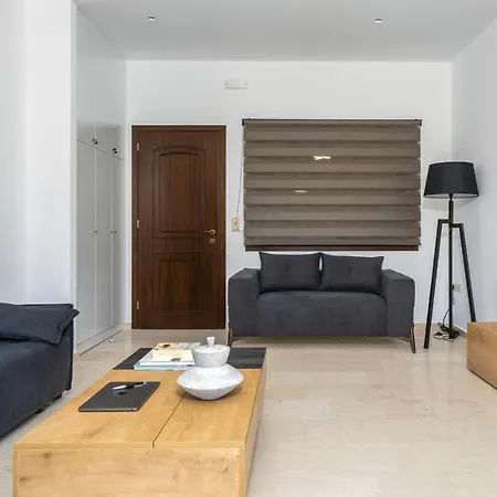 Luxury In Downtown Heraklion (Crete)