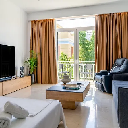 Luxury In Downtown *