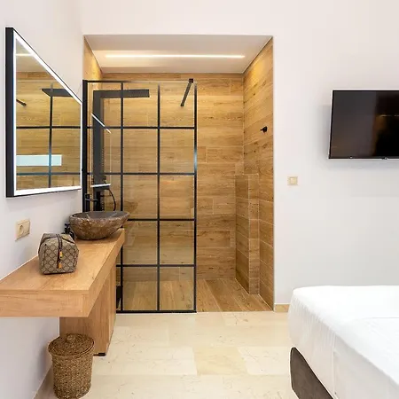 Luxury In Downtown Apartment Heraklion (Crete)