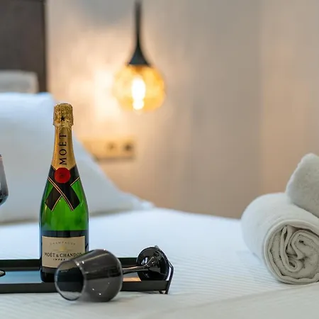 Luxury In Downtown Heraklion (Crete)