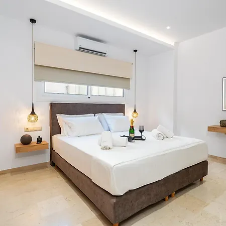 Luxury In Downtown Apartment